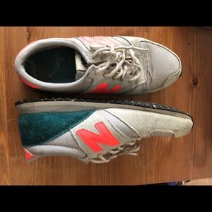 Nike 420 new balance size 8